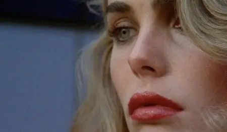 Lipstick (1976)