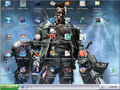 Portable WinXP (a version of XP Live CD - built using Reatogo)
