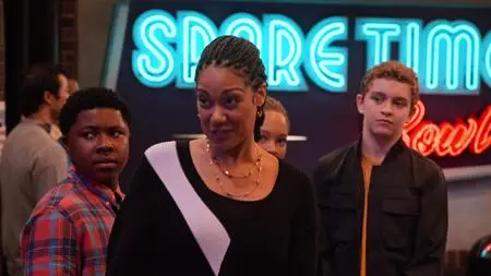 Prince of Peoria S02E05