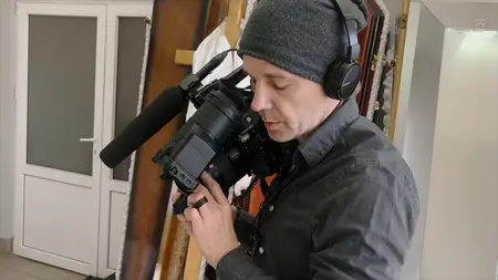 Armed Only with a Camera: The Life and Death of Brent Renaud (2025)