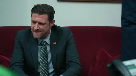 Miss Governor S01E15