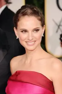 Natalie Portman - 69th Annual Golden Globe Awards - Arrivals, LA, January 15, 2012