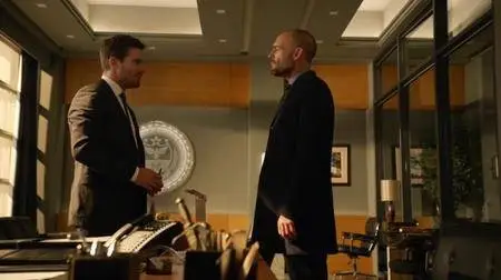 Arrow S05E12 (2017)