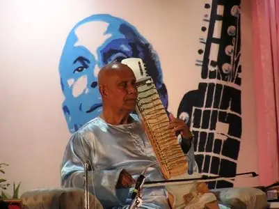 Sri Chinmoy - Peace Concert