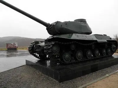 IS-2M Walk Around