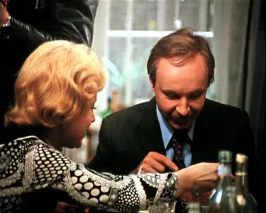 Sluzhebnyj Roman / Служебный роман (1977)