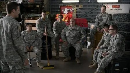 Enlisted S01E02