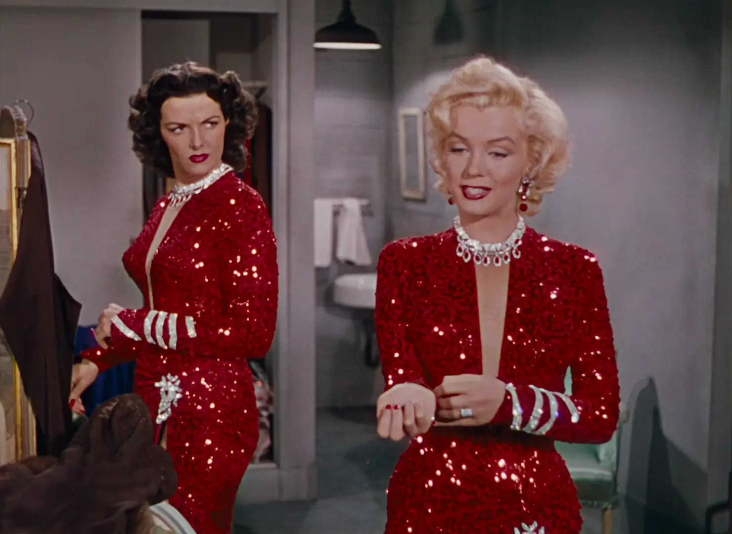 Gentlemen Prefer Blondes (1953) / AvaxHome