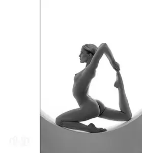 Modern nude-art by Alexandr Paulin