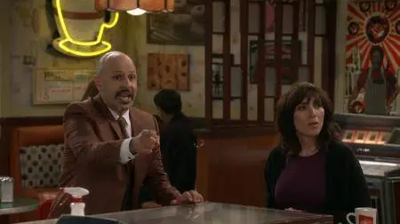 Superior Donuts S02E13