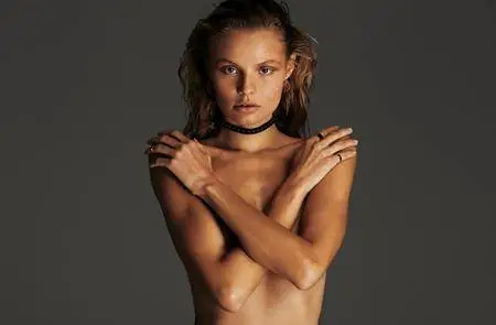 Magdalena Frackowiak by Alvaro Beamud Cortes for S Moda Magazine June 2016