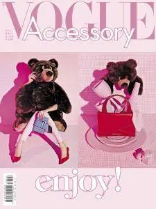 Vogue Accessory N.24 - Giugno 2017
