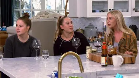 Selena + Chef S02E06