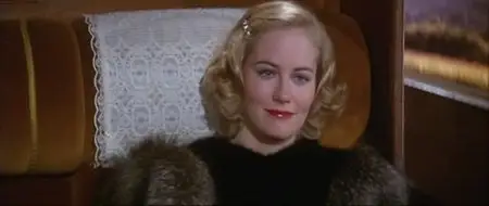 The Lady Vanishes (1979) 