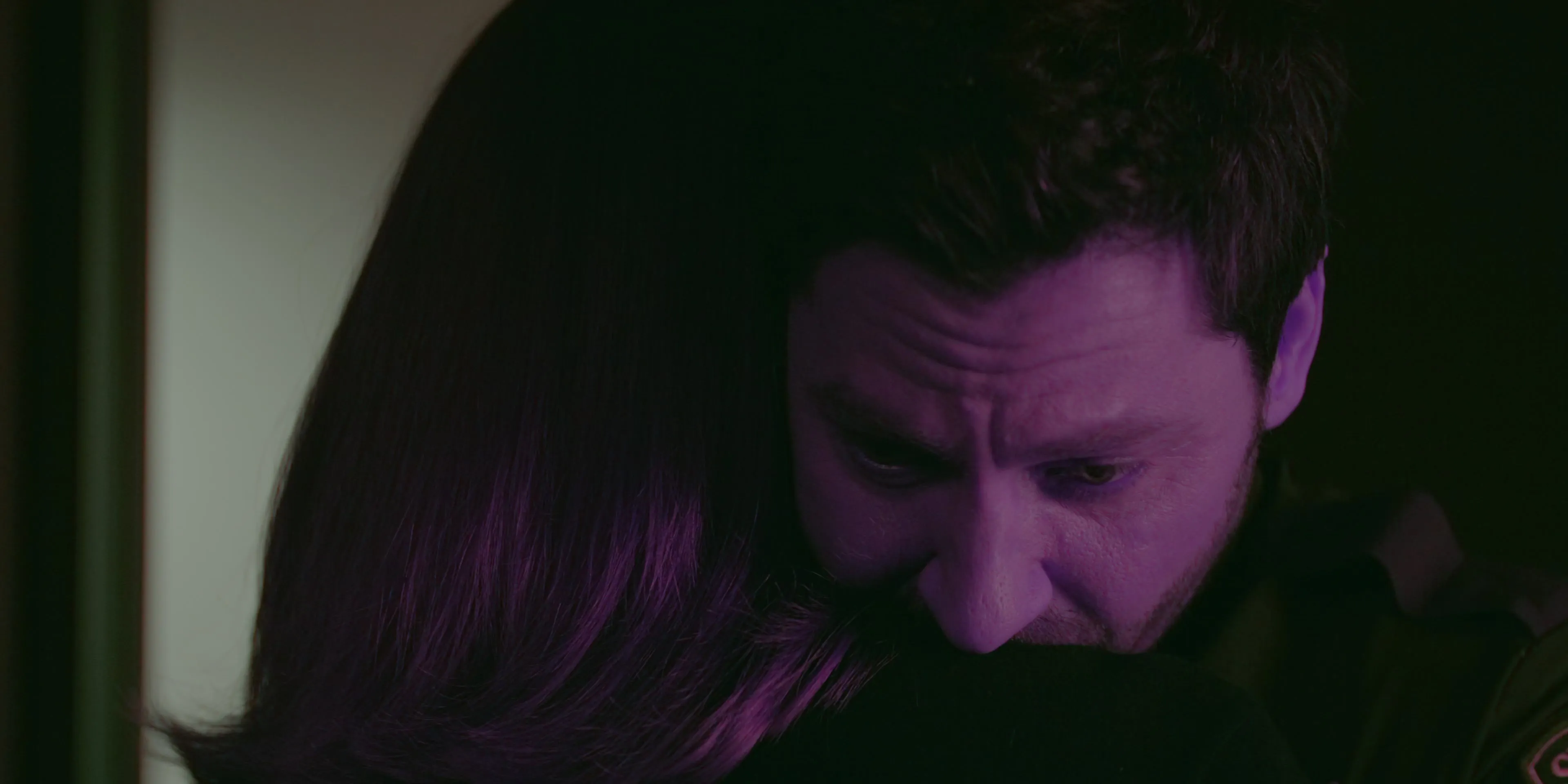 Home Before Dark S01E10