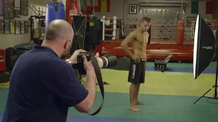 Shooting Sports Physiques on Location: Post Production with Glyn Dewis (2015)