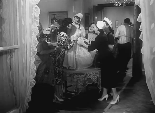 Prima comunione / Father's Dilemma (1950)