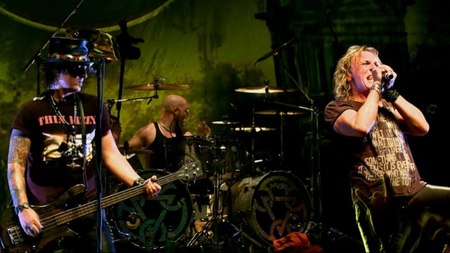 Pretty Maids - It Comes Alive (Maid In Switzerland) (2012) [2CD/DVD Set]