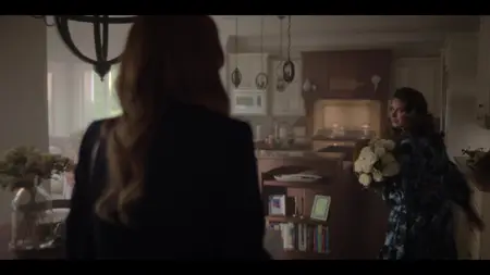 The Hunting Wives S01E04