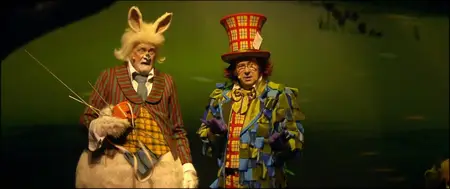 Studio 100 Sprookjes Musicals - Alice in Wonderland met K3 (2011)
