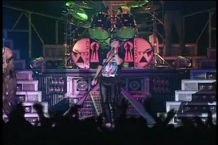 Scorpions - A Savage Crazy World (2002)