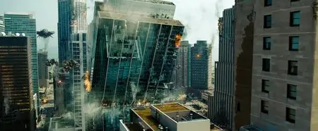 Transformers: Dark of the Moon (2011)
