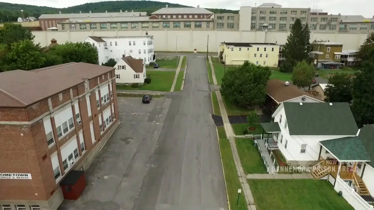 Dannemora Prison Break (2018) / AvaxHome