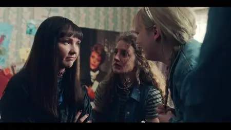 Derry Girls S01E04