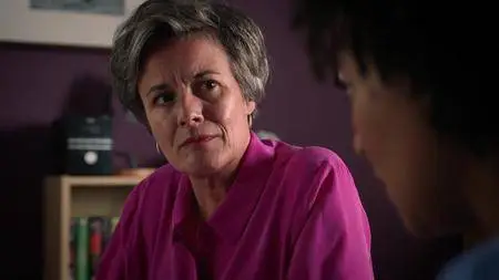 Holby City S20E06