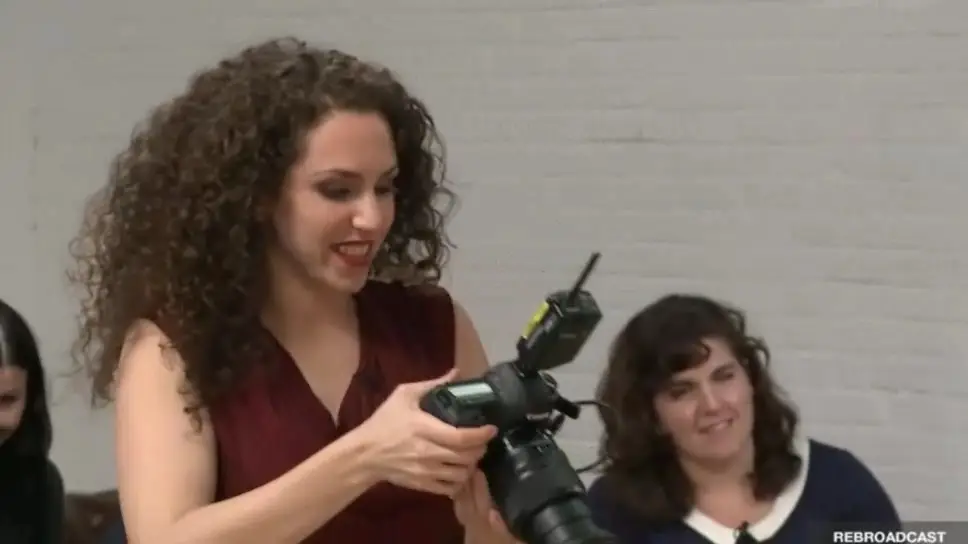 CreativeLive - Posing 101 with Lindsay Adler (+PDF Manual)