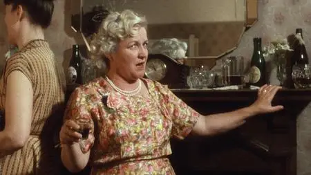 Distant Voices, Still Lives (1988) [British Film Institute]