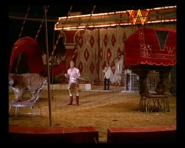 The Artist in the Circus Dome: Clueless / Die Artisten in der Zirkuskuppel: Ratlos - by Alexander Kluge (1968)