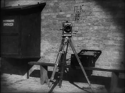 Man with a Movie Camera (1929)