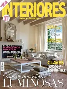 Interiores - #122 (April 2010)