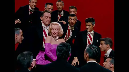 Forever Marilyn - Gentlemen Prefer Blondes (1953-2012)