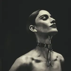 Niia - V (2025)