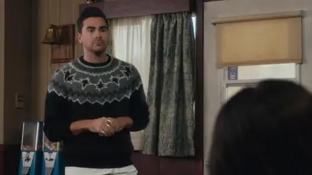 Schitt's Creek S03E01