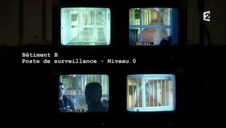 (Fr2) Sous surveillance (2012)