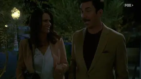 LA to Vegas S01E13