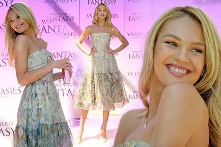Candice Swanepoel - Victoria’s Secret Store at The Grove in LA, July 19 2011