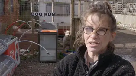 Ch5. - The Woman With 106 Dogs (2019)