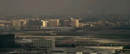 Skyline (2010)
