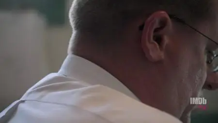 Bug Out S01E01
