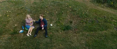 Le petit locataire / A Bun in the Oven (2016)