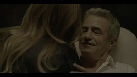 The Hunting Wives S01E01