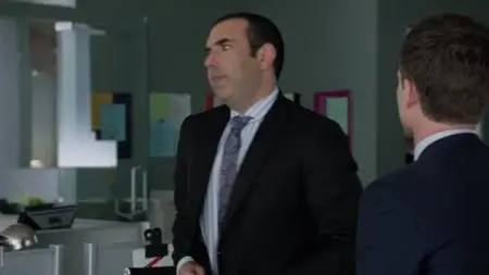 Suits S02E04