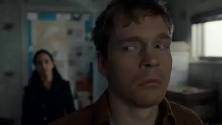 Departure S03E01