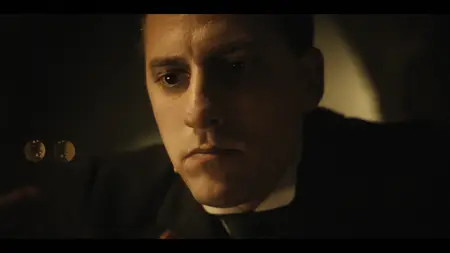 Mussolini: Son of the Century S01E01