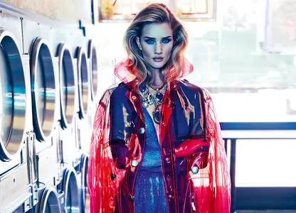 Rosie Huntington-Whiteley by James Macari for Vogue Mexico November 2014