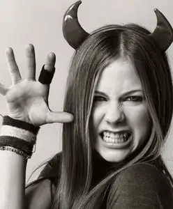 Avril Lavigne - Gabrielle Revere Photoshoot 2002 for Entertainment Weekly